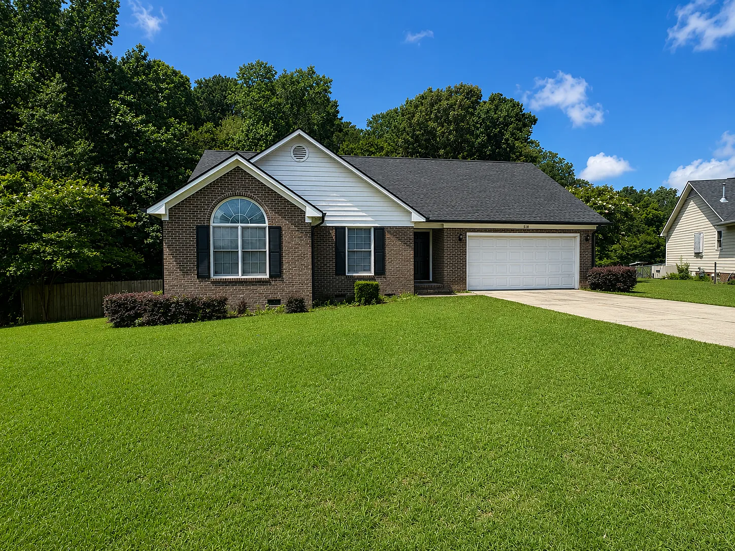 3 bed, 2.0 bath, $1,800 — Photo 1