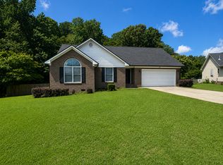 518 Foxdenton Pl, Fayetteville, NC 28303