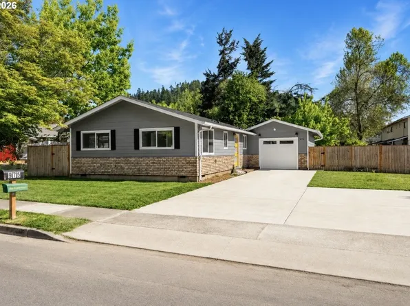 975 Evergreen Dr, Creswell, OR 97426