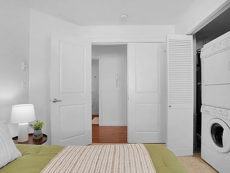 1131 N 93rd St #3 — Photo 24