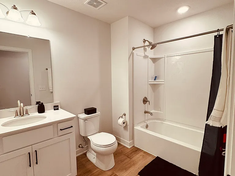 11405 N 161st Ct — Photo 14