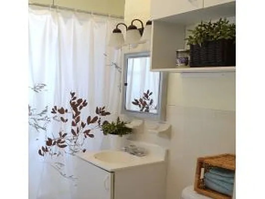 Sold by Calabrese Real Estate | media 24