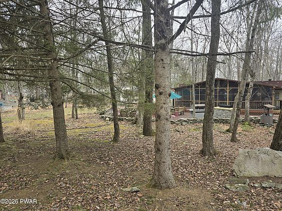 2nd image of 124 Mohican Dr