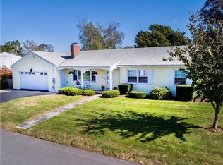 392 Dover Ave, East Providence, RI 02914