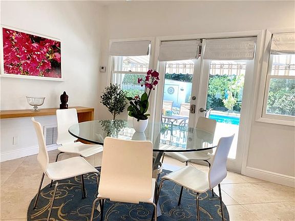 4th image of 2608 Hibiscus Pl