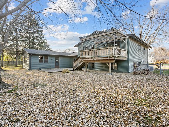 4th image of 8027 Dupont Ct N