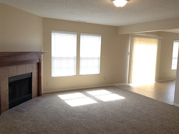 3rd image of 10865 Albertson Dr
