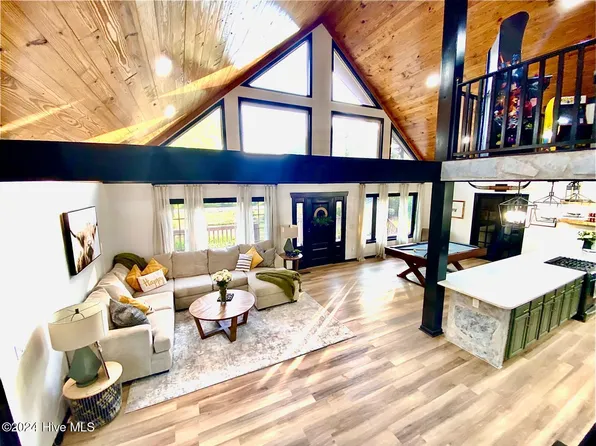 316 Kemper Road, Hampstead, NC 28443