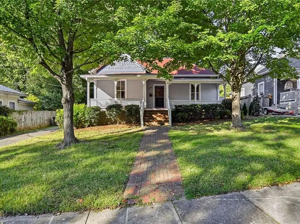 126 Shady Blvd, Winston Salem, NC 27101
