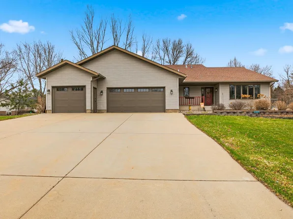 3230 Bittersweet Ln, Saint Cloud, MN 56301