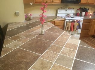 109 Crickett Rd, King, NC 27021