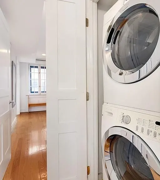 125 Charles St #R2 — Photo 4