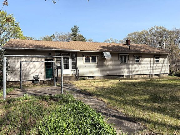 4th image of 25 Glen Forest Ln