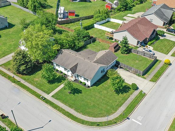 5th image of 913 N Meadowhill Rd