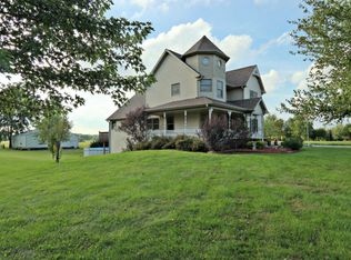 9007 Fink Rd, Harvard, IL 60033