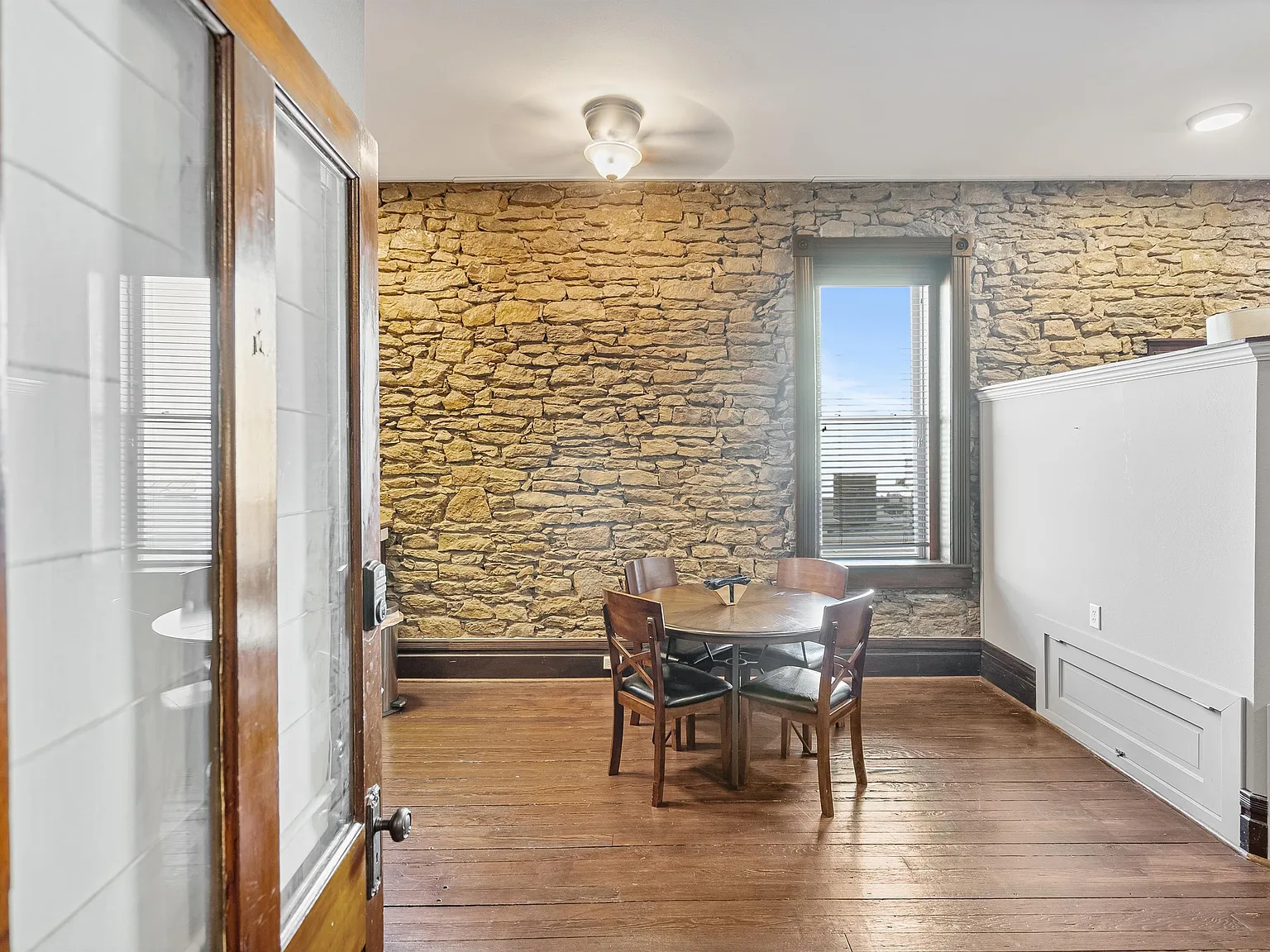 118 SW 8th Ave Lofts and Airbnb's - 302 — Photo 3