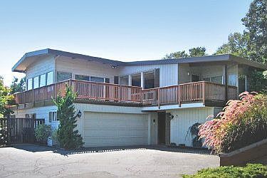 1st image of 3 Eastridge Dr