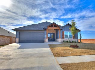 12032 NW 120th St, Yukon, OK 73099