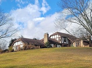 900 Pheasant Rd, Harrisburg, PA 17112