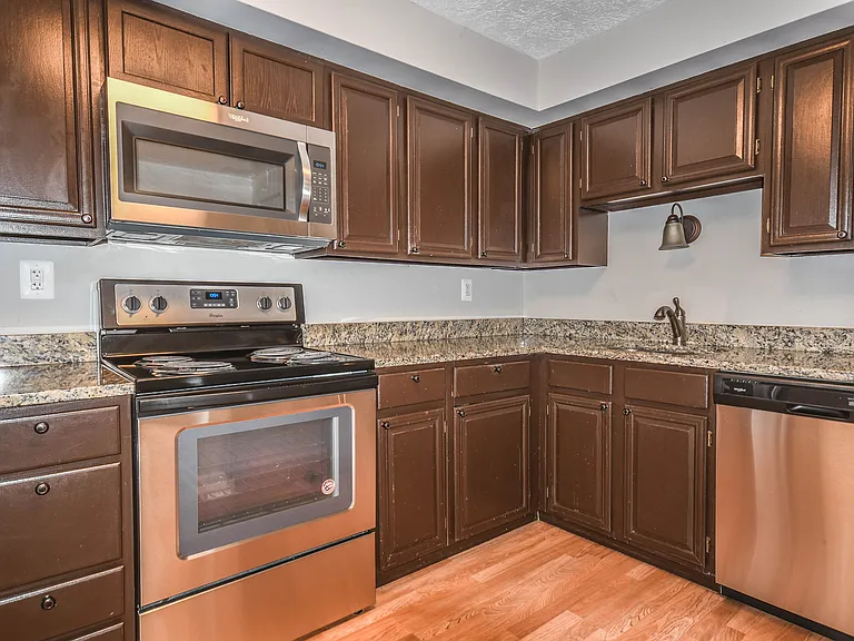 27 Cross Country Ct — Photo 11