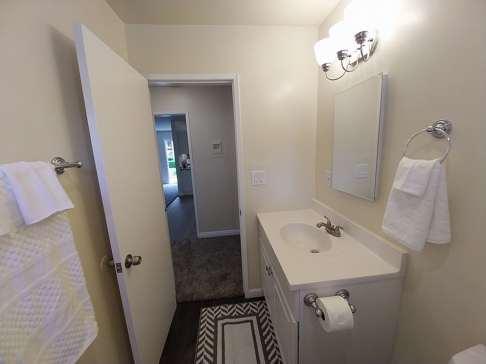 1st image of 707 E Orange Grove Blvd