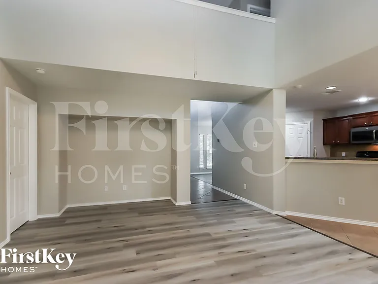 12218 Sunlight Peak Ln — Photo 4