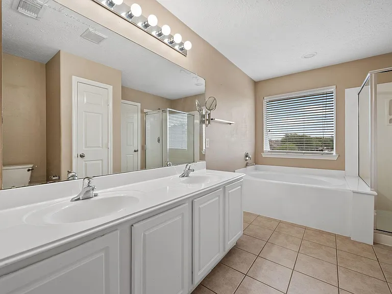 8714 Thistlemoor Ln — Photo 17