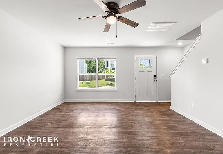 352 Oak Branch Rd — Photo 6