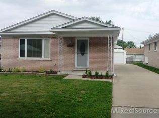 32903 Bennington Ave, Warren, MI 48093