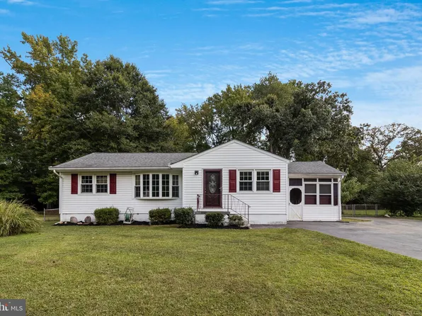 9105 Bank St, Brandywine, MD 20613