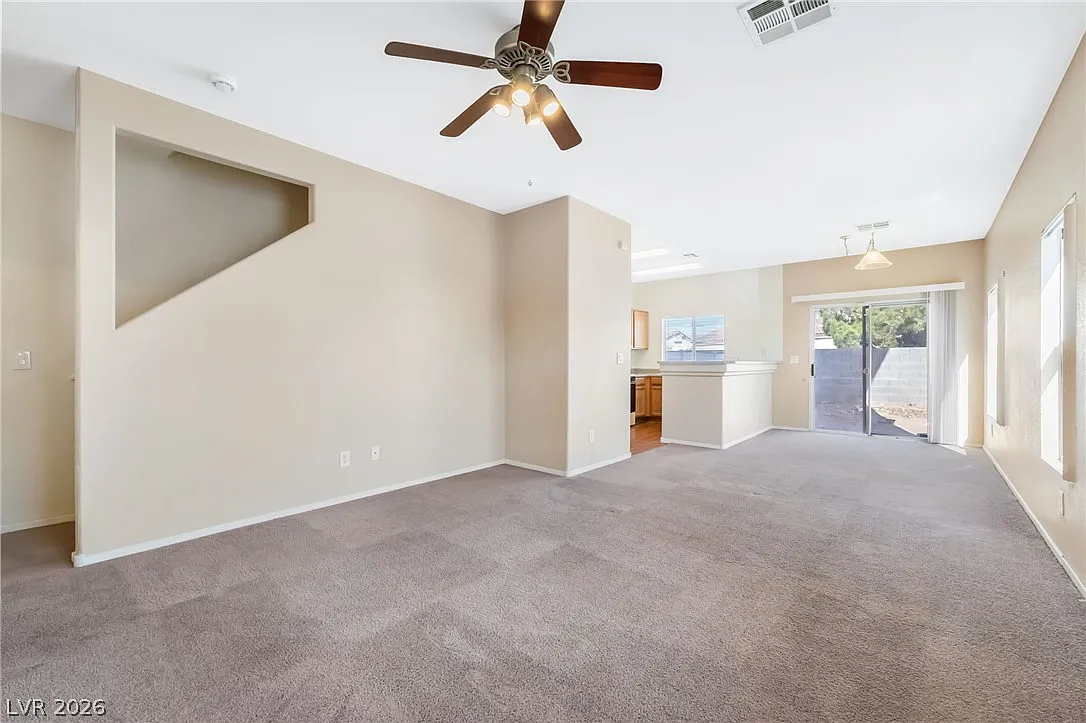 2 bed, 2.5 bath, 1170 sqft, $1,600 — Photo 4