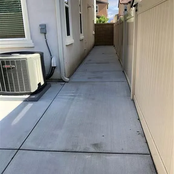 6998 Caledonia Way — Photo 4