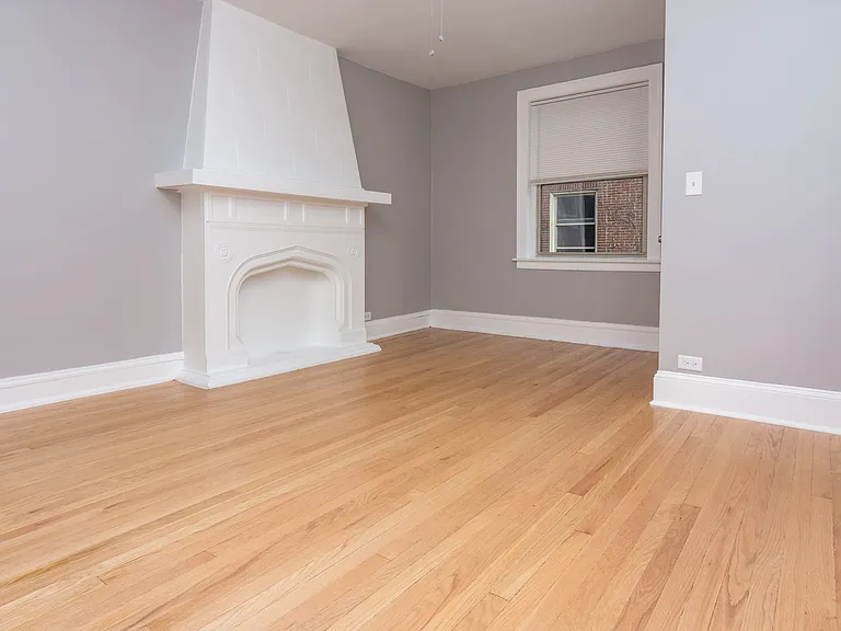 7616 S Phillips Ave — Photo 6