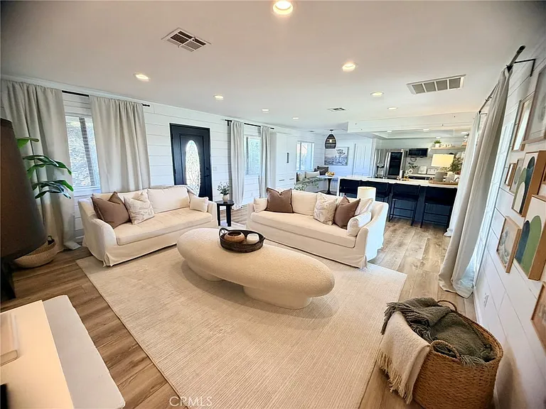 19230 Pinto Way — Photo 25