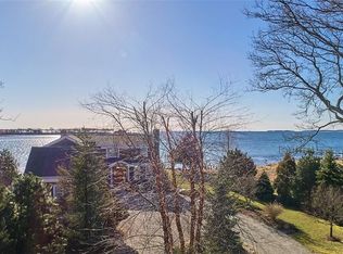 27 Chippechaug Trl, Stonington, CT 06378