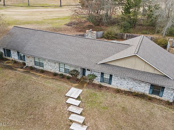 3rd image of 165 Devils Backbone