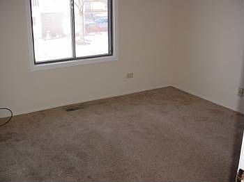 3rd image of 337 Pierce Ct