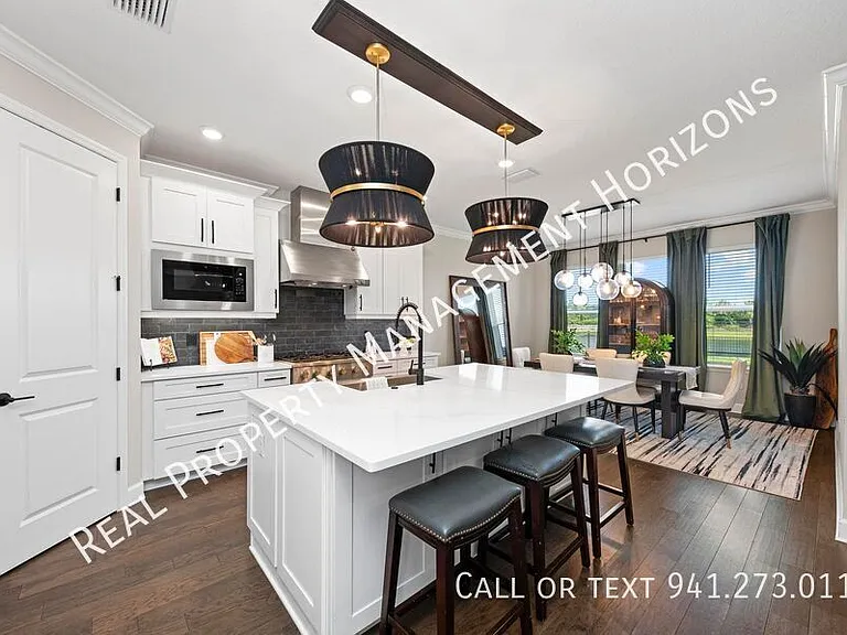 4430 Pond Brook Ct — Photo 13