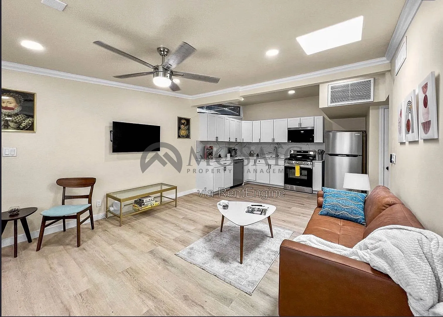 1 bed, 1.0 bath, 621 sqft, $1,295 — Photo 2