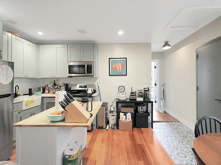 389 Monroe St #2 — Photo 1