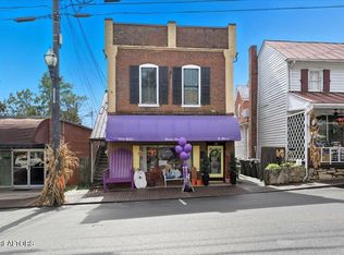147 E Main St, Dandridge, TN 37725