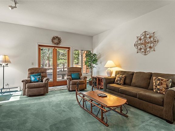 4th image of 947 Incline Way #183