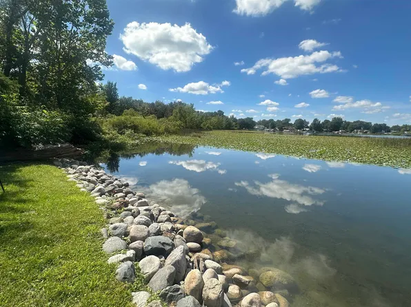 4615 E 640 S, Wolcottville, IN 46795