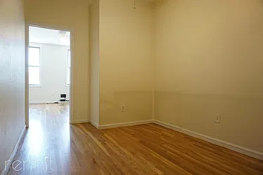 Rented by Rennit Inc.