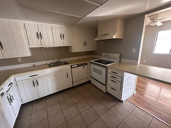 5th image of 759 Midway Dr Unit B