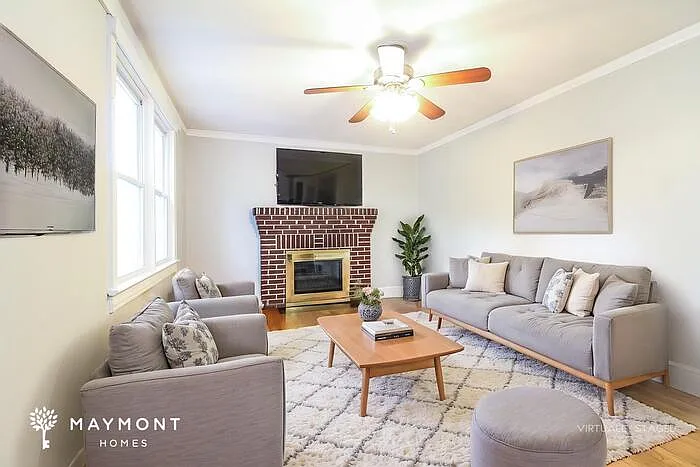 608 S Fairfield Rd — Photo 4