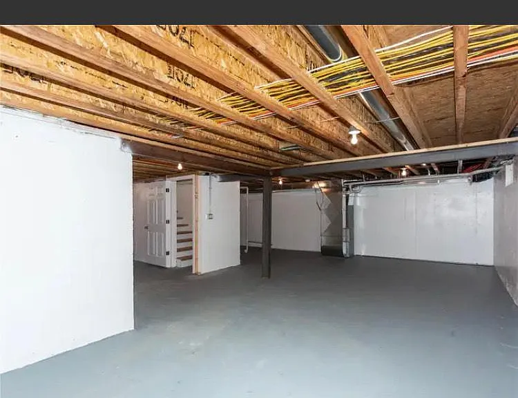 3751 Robert Ave — Photo 5