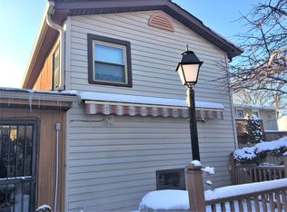 735 Hudson Ave, Romeoville, IL 60446