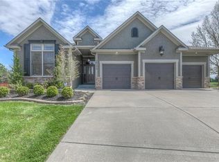 16175 S Harbinger St, Olathe, KS 66062