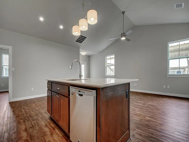 240 Rose Dr #A — Photo 13